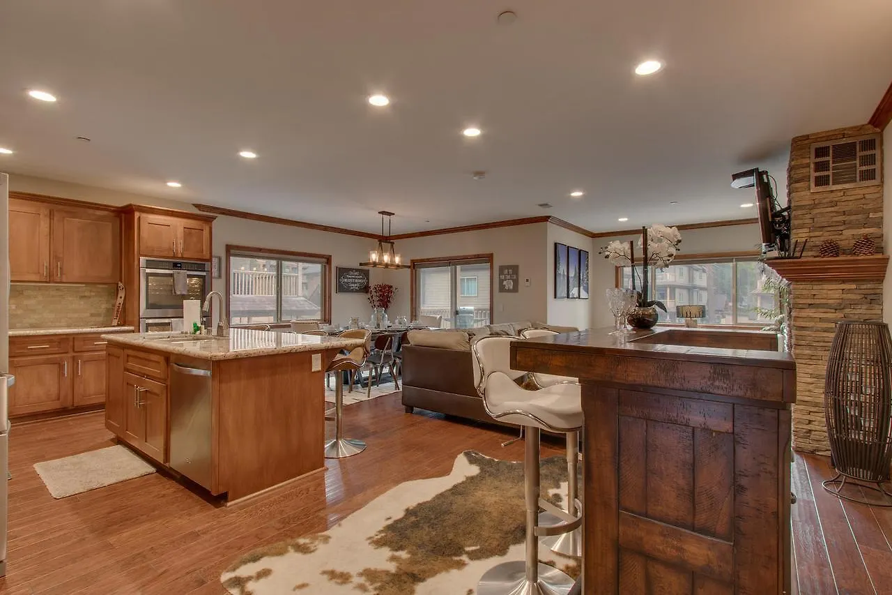 Tahoe Woods Gem - Three Bedroom Home South Lake Tahoe Stati Uniti