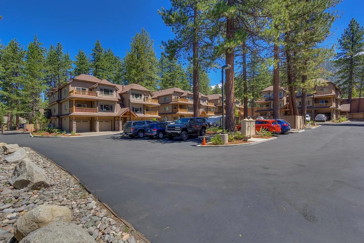 Tahoe Woods Gem - Three Bedroom Home South Lake Tahoe 0*,  Stati Uniti