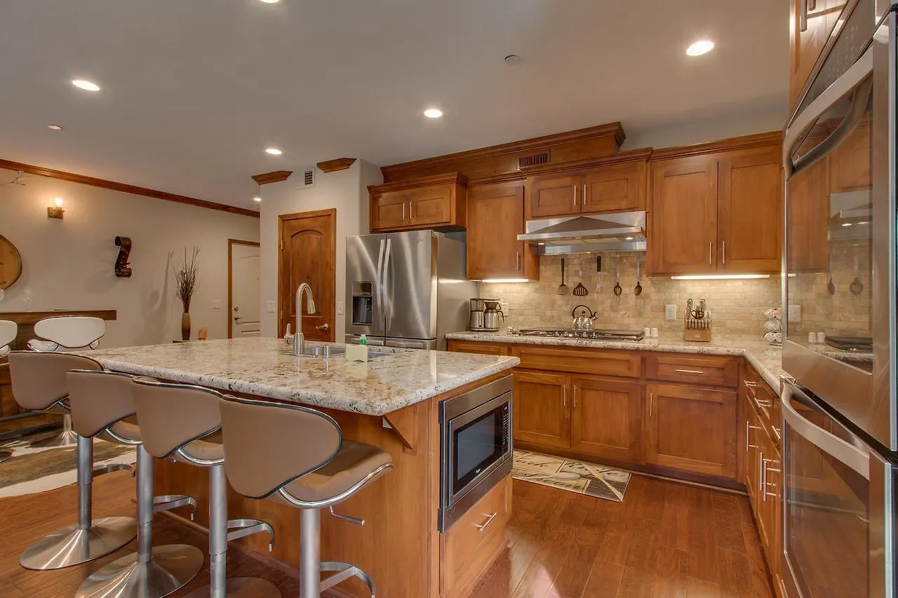 Tahoe Woods Gem - Three Bedroom Home South Lake Tahoe Casa vacanze